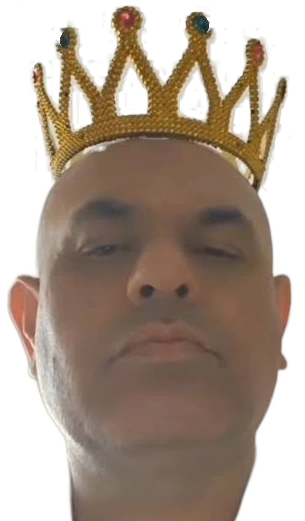 Ajdar Anık, tacıyla